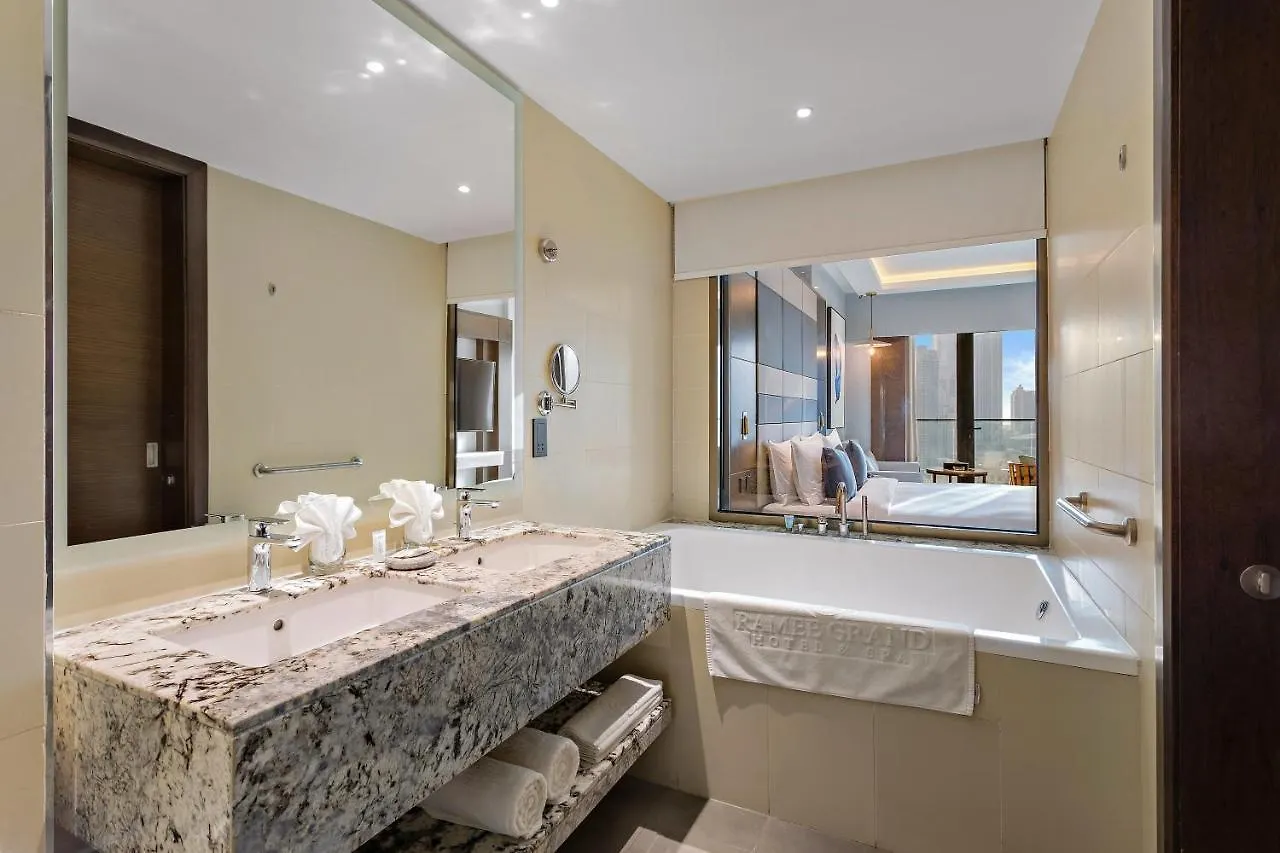 Ramee Dream Hotel Downtown Dubai 5*,